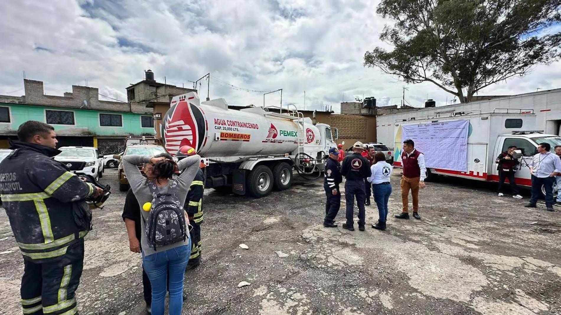 Habitantes de Ciudad Lago temen enfermarse por combustibles; el olor aún es muy fuerte-INT5